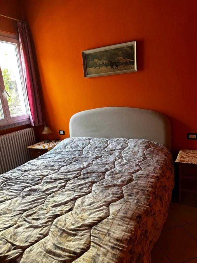 Residence Laguna Beach Pianello Del Lario Экстерьер фото