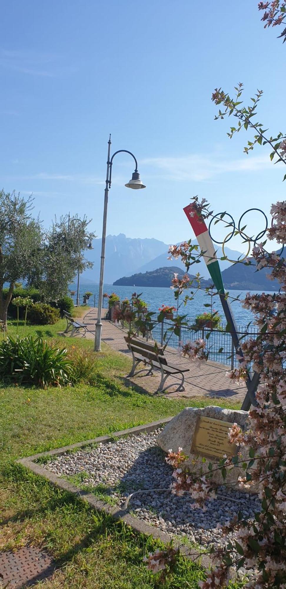 Residence Laguna Beach Pianello Del Lario Экстерьер фото