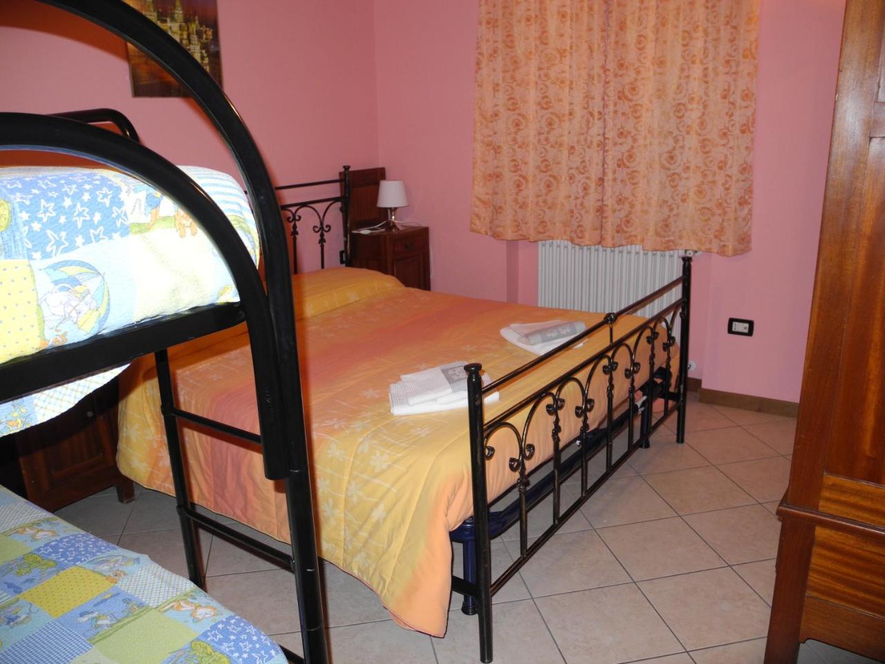 Residence Laguna Beach Pianello Del Lario Экстерьер фото