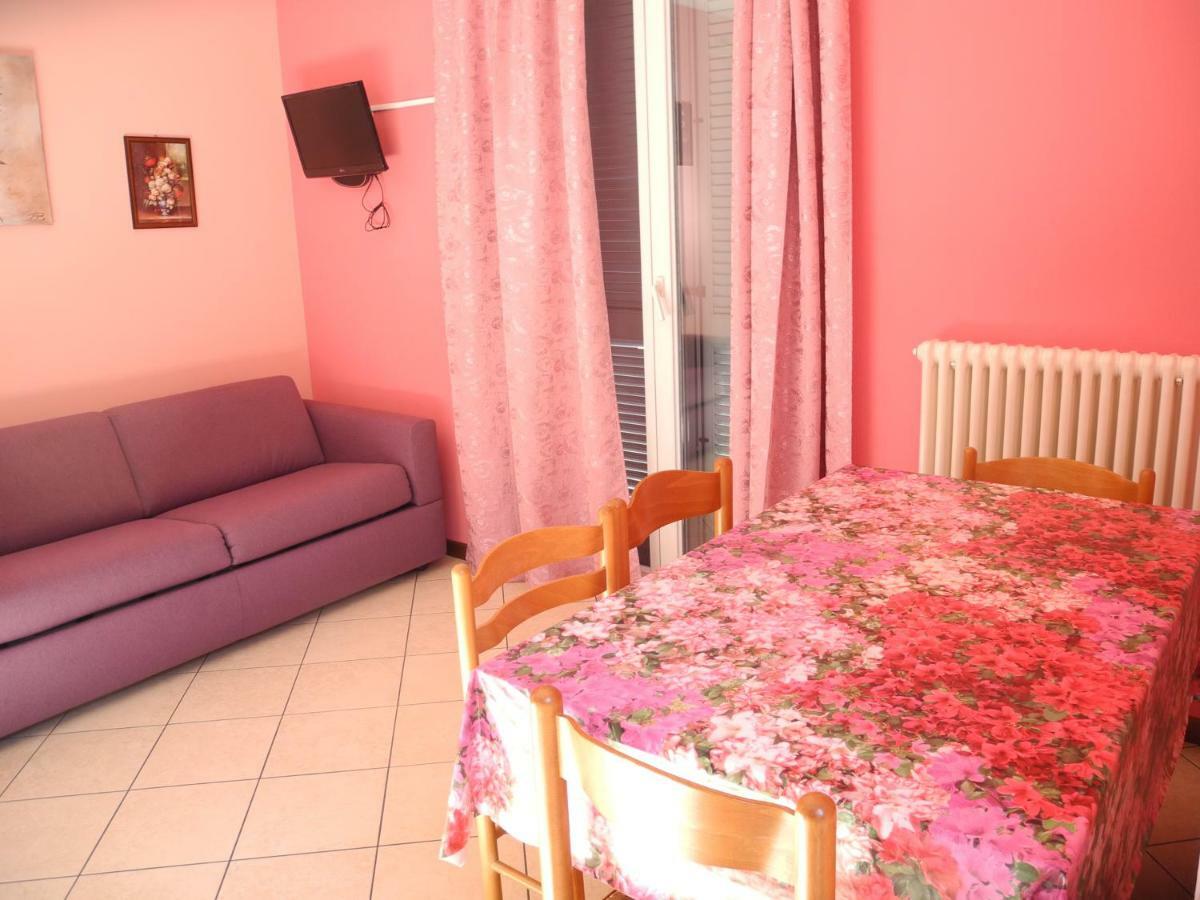 Residence Laguna Beach Pianello Del Lario Экстерьер фото