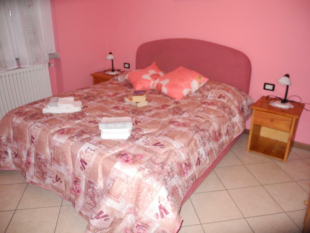 Residence Laguna Beach Pianello Del Lario Экстерьер фото